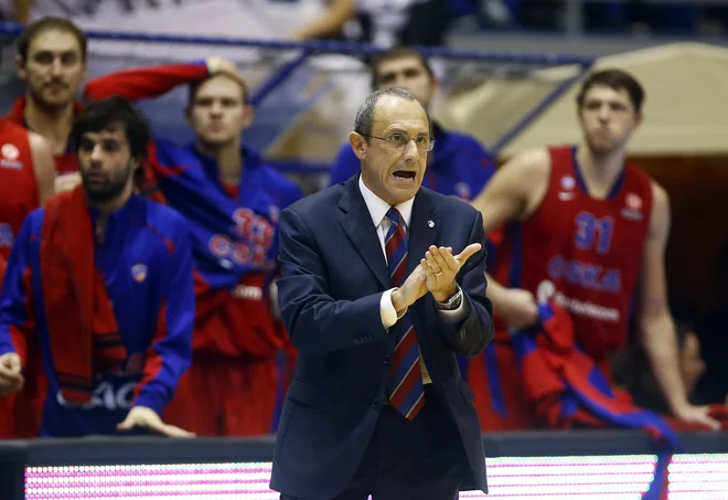 Ettore Messina že desetletja sodi med najboljše košarkarske trenerje v Evropi.  FOTO: Marko Djurica/Reuters