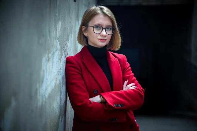 Eva Kučera Šmon trenutno vodi produkcijo kratkega igranega filma Dobrodošli doma ter razvoj celovečernega filma Očetov sinko, ki bo adaptiran po istoimenski knjigi Dina Pešuta. FOTO: Voranc Vogel