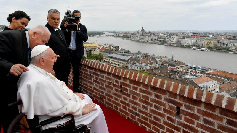 Fotografija: H katolikom na Madžarskem štejejo nekaj več kot tretjino prebivalstva, malo manj kot katolikov je protestantov. FOTO: Reuters