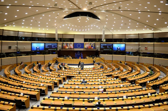V evropskem parlamentu pojasnjujejo, da so sprejeli že kar nekaj ukrepov za blažitev položaja. Foto Johanna Geron/Reuters
