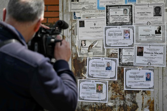 Spominski zid pri Mladenovcu v Srbiji FOTO: Andrej Isakovic/AFP