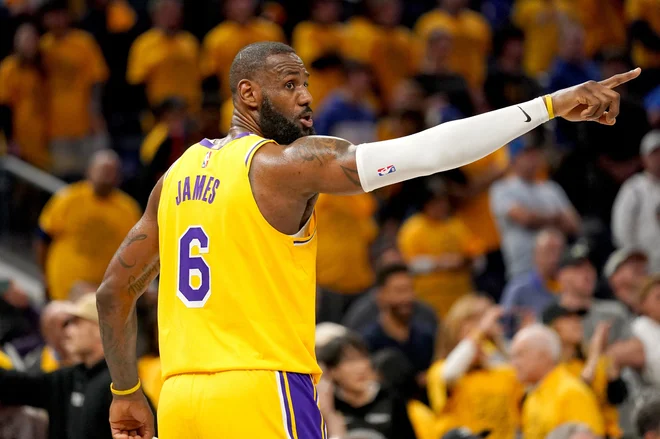 LeBron James je vodja na igrišču in zunaj njega. FOTO: Cary Edmondson/Reuters