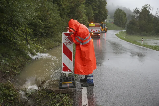 Poplave so najbolj lokacijsko določljive. FOTO: Jože Suhadolnik/Delo