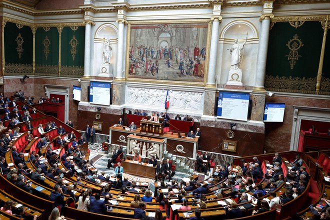 Francoski parlament je resolucijo sprejel soglasno. FOTO: Geoffroy Van Der Hasselt/AFP