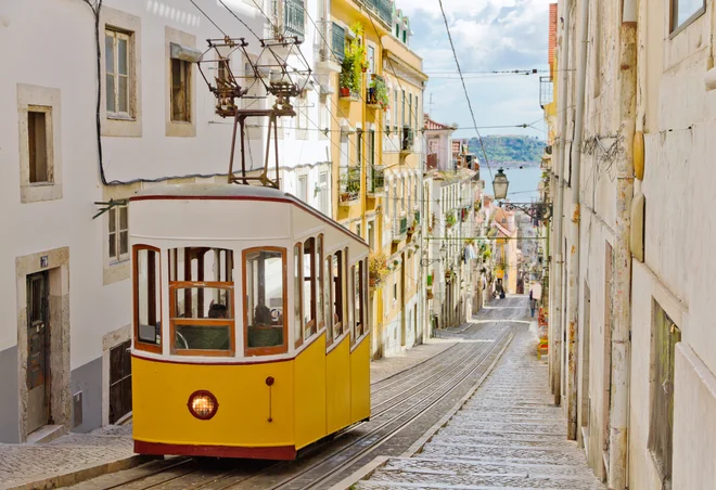 Na mestu velike ljubezni je Lizbona nedavno zamenjala Pariz. FOTO: Shutterstock