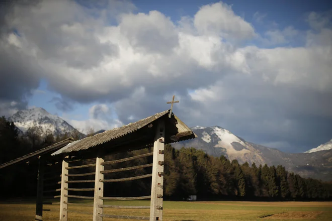 V Sloveniji je predel z najbolj jasnim vremenom poleti obala, pozimi pa gore. FOTO: Jure Eržen/Delo