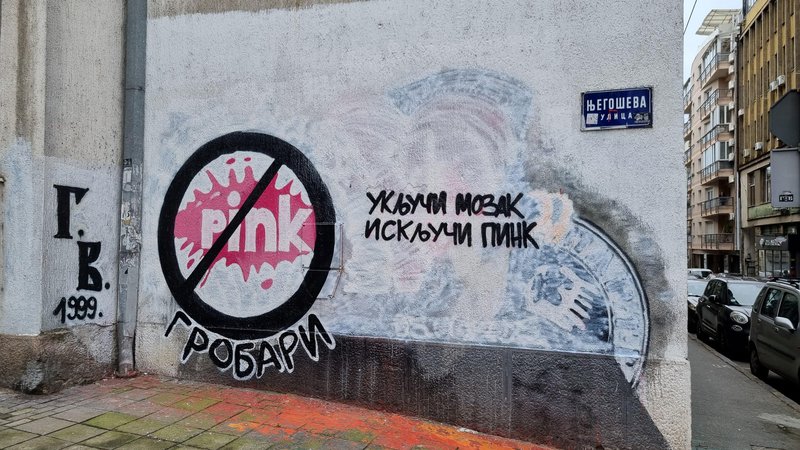 Fotografija: Grafit Radka Mladića v Beogradu. FOTO: Vlada Živanović/Cropix
