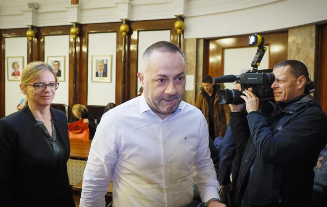 Zdravstveni minister Danijel Bešič Loredan čaka mandat vlade za nadaljnja pogajanja za zdravstveni steber, pred tem je potreben izračun. FOTO: Jože Suhadolnik/Delo