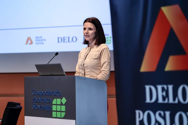 Častna govornica je bila Nikolina Prah, državna sekretarka, pristojna za finančni sistem na ministrstvu za finance. FOTO: Črt Piksi/Delo