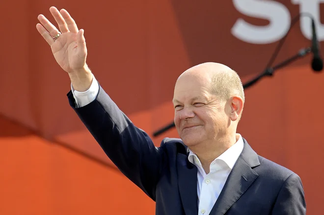 Štiri dolge mandate je trajalo, da je SPD znova dobila kanclerja: Olafa Scholza. FOTO: Fabian Bimmer/REUTERS