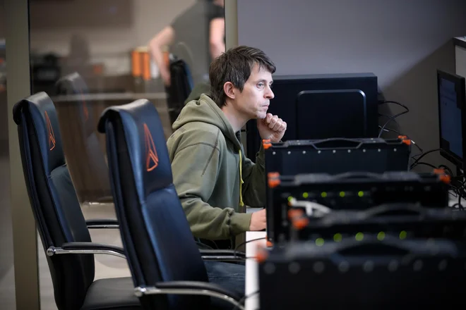 Takoj po osamosvojitvi se je država intenzivno digitalizirala, v zadnjih desetih letih pa smo na tem področju začeli zaostajati. FOTO: Uroš Hočevar/Delo