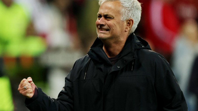 Fotografija: Mourinhove solze so postale nova internetna senzacija, kakršnih je imel »Posebni« v karieri že ničkoliko. Foto Reuters