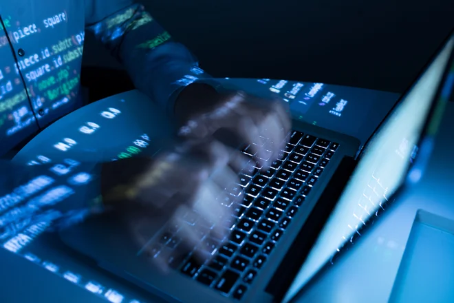 Kibernetske grožnje v prihodnosti so neizbežne. FOTO: Shutterstock