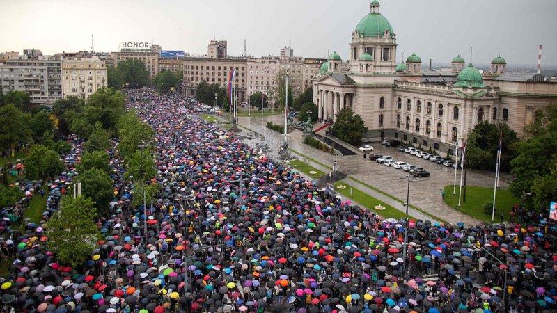 Fotografija: Množične demonstracije so sledile dvema tragičnima strelskima pohodoma. FOTO: Oliver Bunić/AFP