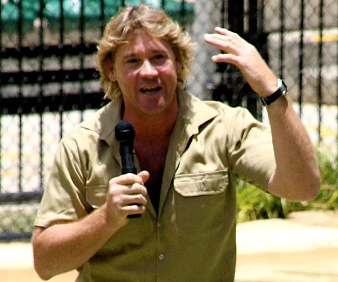 Steve Irwin je zaslovel kot voditelj dokumentarcev Lovec na krokodile, zunaj medijskih luči pa je vodil Avstralski živalski vrt v Queenslandu. FOTO: Wikipedia