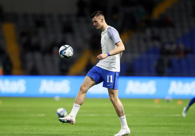 Soccer Football - UEFA Euro 2024 Qualifiers - Group H - Kazakhstan v Slovenia - Astana Arena, Astana, Kazakhstan - March 23, 2023 Slovenia's Benjamin Šeško in action during the warm up before the match REUTERS/Pavel Mikheyev Foto Pavel Mikheyev Reuters