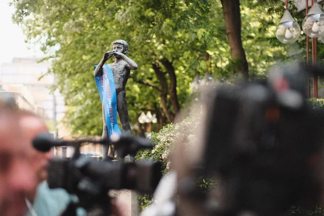Člani novega sveta RTV Slovenija so takoj o umiku zadržanja novele pozvali v. d. generalnega direktorja Andreja Graha Whatmougha k čimprejšnjemu sklicu prve seje novega sveta. FOTO: Črt Piksi/Delo