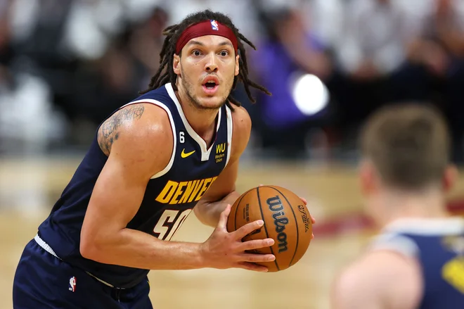 Aaron Gordon je bil osrednji junak tretje zmage košarkarjev Denverja. FOTO: Mike Ehrmann/AFP