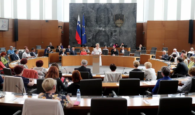 Posvet Za boljšo prihodnost starejših in upokojencev v Državnem zboru. FOTO: Blaž Samec/Delo