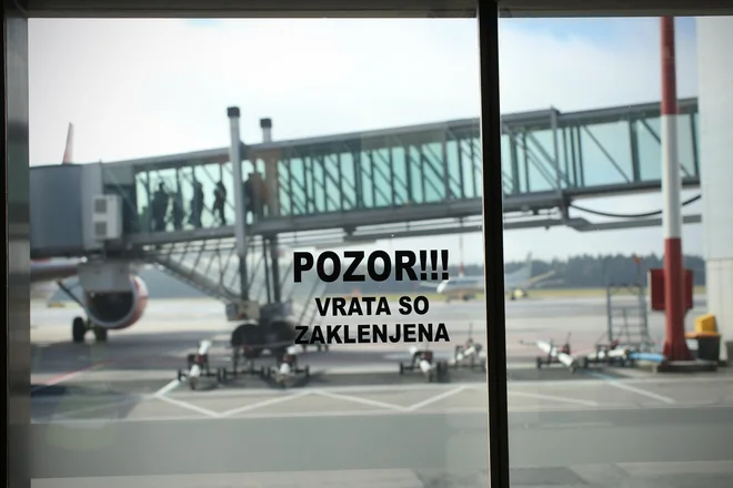 Realno gledano je zdaj zadnji čas, da se ustanovi nov nacionalni prevoznik, sicer ga po vsej verjetnosti prihodnjih nekaj desetletij ne bomo imeli.  FOTO: Jure Eržen