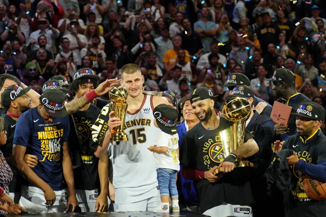 Jokić je bil z 28 točkami in 16 skoki spet najboljši košarkar tekme. FOTO: Kyle Terada/USA Today Sports, Reuters Con