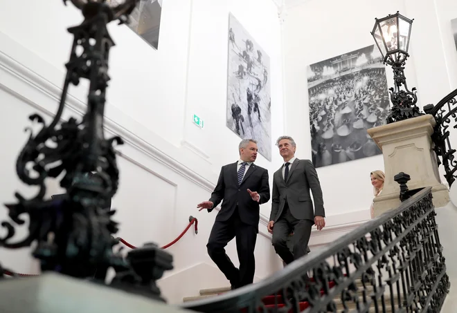 Premier je potrdil obstoj predloga za vzpostavitev konzorcija podjetij, ki bi zgradilo novo energetsko povezavo, o kateri verjame, da lahko pomembno razbremeni avstrijsko odvisnost od ruskega plina. FOTO: Blaž Samec