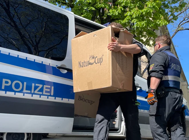Aretacije so maja potekale v več državah. FOTO: Timm Reichert/Reuters