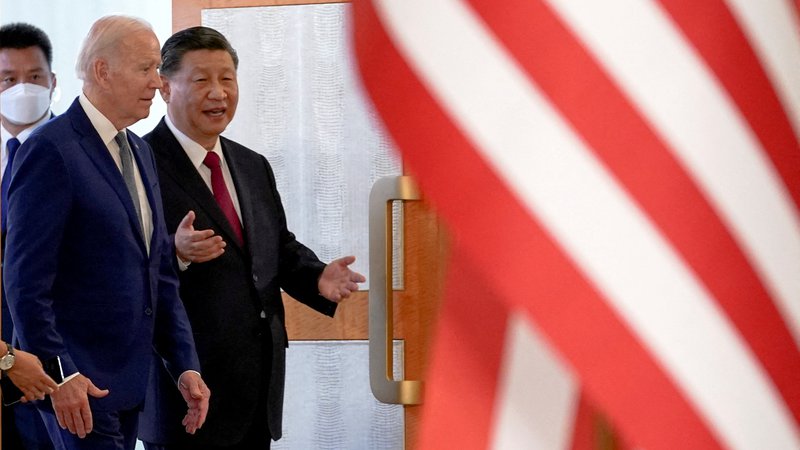 Fotografija: Kitajski predsednik Xi Jinping je, potem ko se je novembra lani na Baliju sestal z ameriškim predsednikom Joejem Bidnom, v celoti spremenil pristop k Washingtonu. FOTO: Kevin Lamarque/Reuters