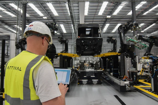 Tesla še zdaleč ni edini proizvajalec z velikimi načrti v električni mobilnosti. FOTO Nick Carey/Reuters