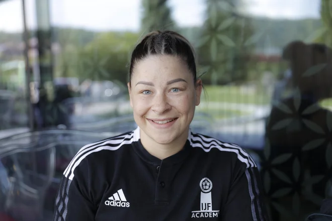 Tina Trstenjak uživa v življenju po koncu sijajne športne poti. FOTO: Jože Suhadolnik/Delo