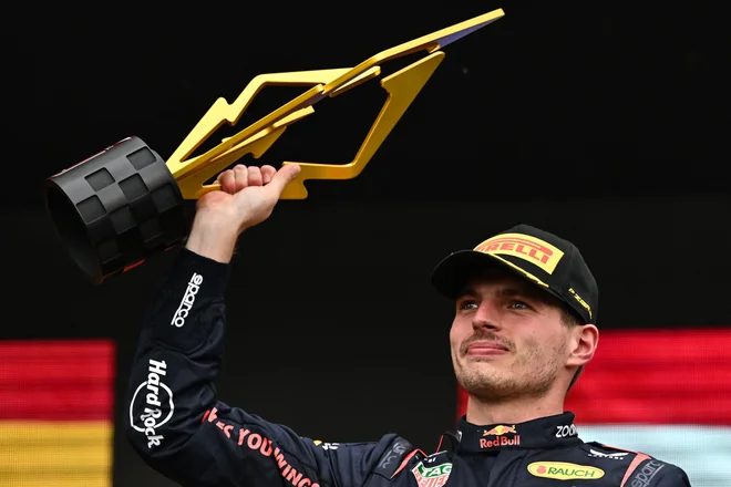 Max Verstappen premika mejnike. FOTO: Minas Panagiotakis/AFP