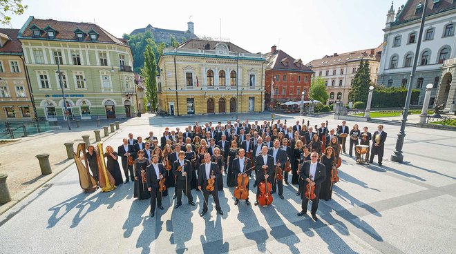 Orkester Slovenske filharmonije bo nastopil v Luki Koper.
FOTO: Janez Kotar
