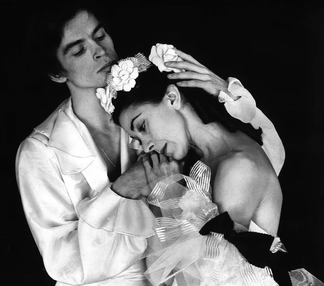 Nurejev s soplesalko Margot Fonteyn. FOTO: The Rudolf Nureyev Foundation