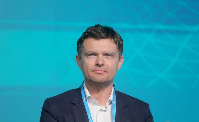 Pred kibernetskimi tveganji se lahko zelo učinkovito obvarujemo, poudarja mag. Boštjan Škufca Zaveršek, podpredsednik uprave Telekoma Slovenije. FOTO: Blaž Samec/Delo