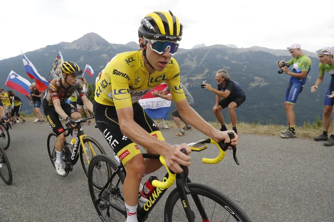 Tadej Pogačar na 11. etapi Tour de France. Foto: Leon Vidic/Delo