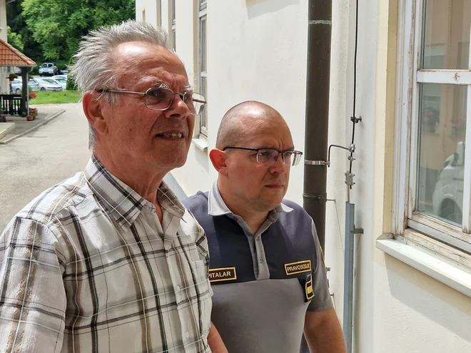 Sojenje Francu Šterbanu (levo), ki tokrat poteka pred petčlanskim senatom, se bo nadaljevalo 25. julija. FOTO Tanja Jakše Gazvoda