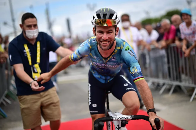 Mark Cavendish je tudi danes naskakoval zgodovinsko 35. etapno zmago na Touru. FOTO: Marco Bertorello Afp