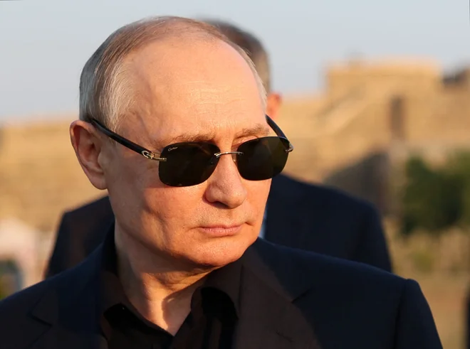 Putin, ki je tako rekoč uzakonil konservatizem kot državno ideologijo, je zgled za marsikoga na evropski desnici. FOTO: Sputnik Via Reuters