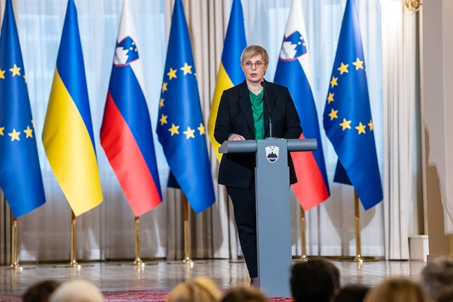 Predsednico republike gospo Nataša Pirc Musar pozivam, da pri reševanju tega problema posreduje, da pride do dialoga med tistimi, ki se zares borijo za njegovo pravično rešitev, in tistimi, ki so ta problem dejansko povzročili. FOTO Črt Piksi