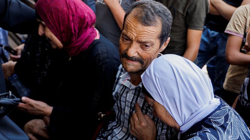 Fotografija: Gre za novi žrtvi v tednu, ki ga je zaznamovalo posredovanje izraelske vojske v Dženinu, med katerim je umrlo 12 Palestincev in en izraelski vojak. FOTO: Raneen Sawafta/Reuters