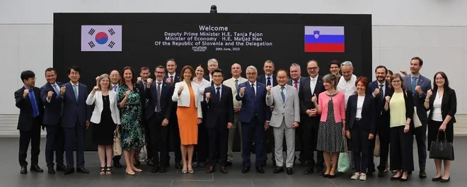 Gospodarska delegacija v Južni Koreji, www.spiritslovenia.si.  