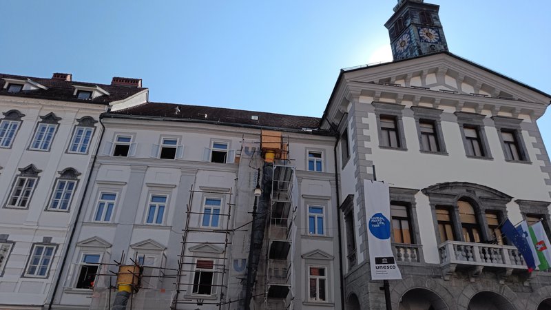 Fotografija: Do lanske selitve v nove prostore na Trdinovi ulici je v hiši domoval Zgodovinski arhiv Ljubljana. FOTO:  ZVKDS