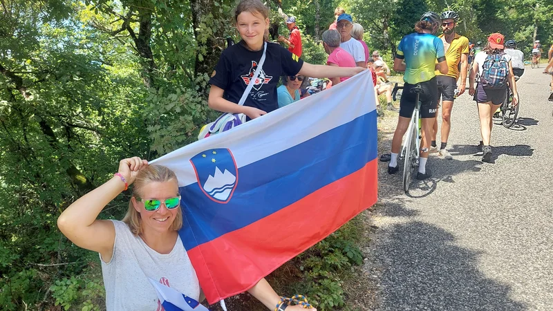 Petra Kašpar hodi s hčerko Živo na Tour, ker je športnica po srcu. FOTO: Miha Hočevar