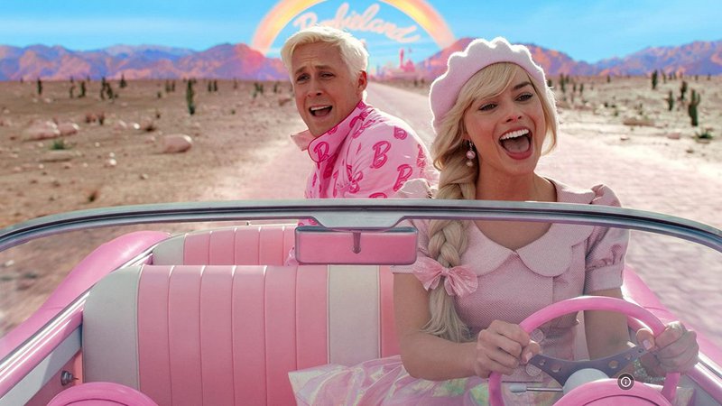 Fotografija: Barbie in Ken na poti v resnični svet FOTO: Warner Bros. Pictures
