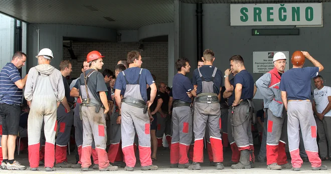 Tudi velenjskim rudarjem bo jama glede na trenutno strategijo dajala kruh le še desetletje … FOTO: Blaž Samec