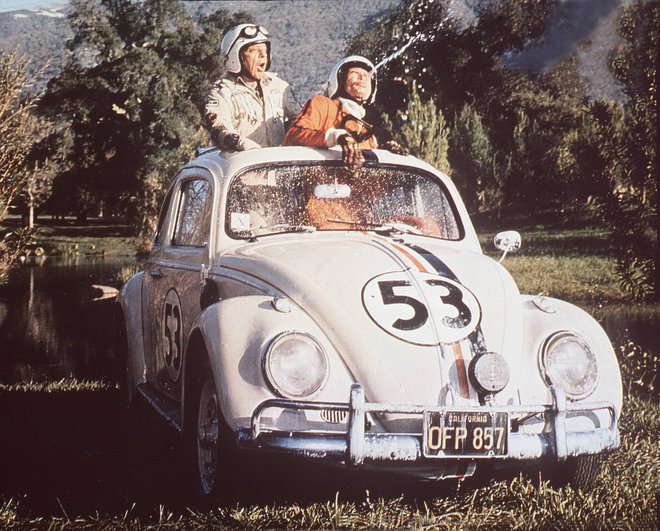 Volkswagnov hrošč v filmu Herbie v Monte Carlu.

FOTO:  Imago images/United Archives, Reuters Connect