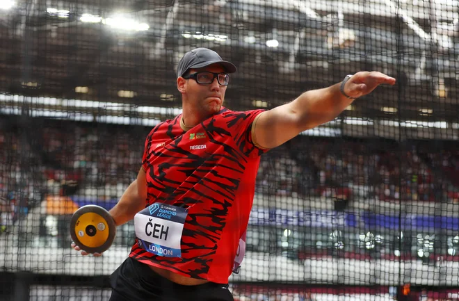 Kristjan Čeh med enim od metov v Londonu. FOTO: Matthew Childs/Reuters