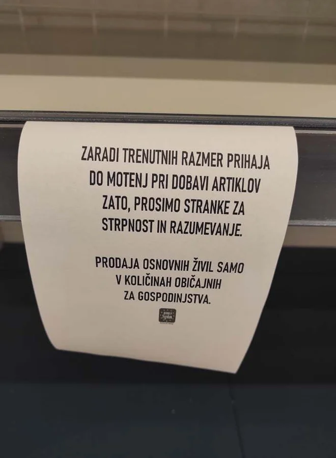 Država, ki je z zvišanji davkov poskušala izboljšati financiranje socialnih blagajn, je sprožila socialno nazadovanje slovenskih gospodinjstev. FOTO: S. N.