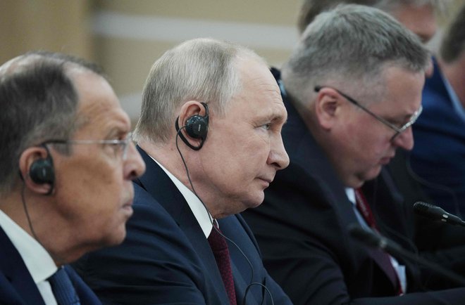 Putin je Zahod med vrhom obtožil hipokrizije. FOTO: Alexey Danichev/Afp
