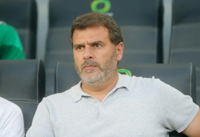 »Trenerji hočemo imeti tekme, kot je ta. Če bomo napredovali, bom igralcem čestital, jaz pa bom ponosen,« je tudi za trenerja Joaa Henriquesa povratni dvoboj z Ludogorcem edinstven doslej. FOTO: Blaž Samec/Delo